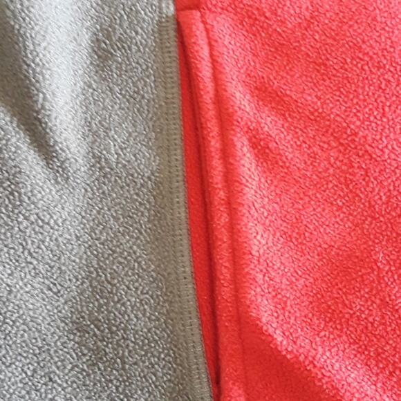 Womens Sz XL Red/Gray Lightweight Fleece Pockets Full Zip Champion Vest - Picture 5 of 8